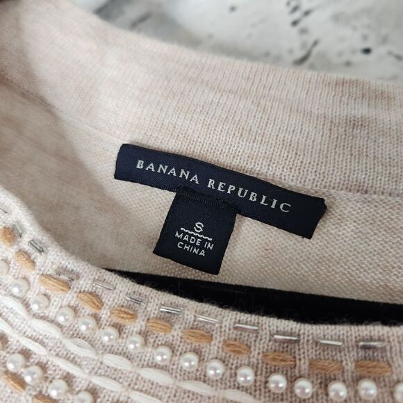 Banana Republic Beaded Crew Neck Sweater Tan small wool blend 3/4 sleeve - Picture 11 of 12